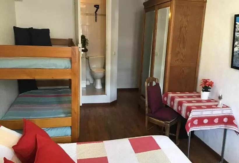 Hotelli Les Gentianes