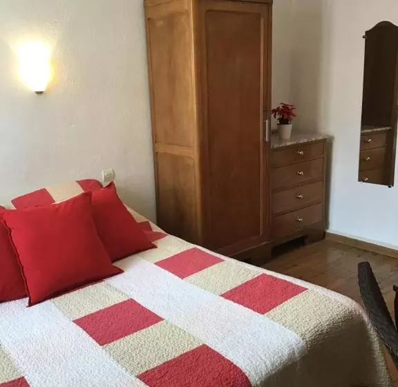 Hotelli Les Gentianes