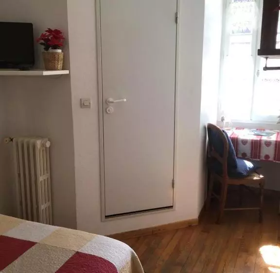 Hotelli Les Gentianes