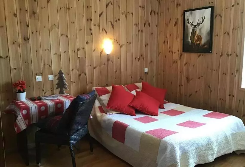 Hotelli Les Gentianes