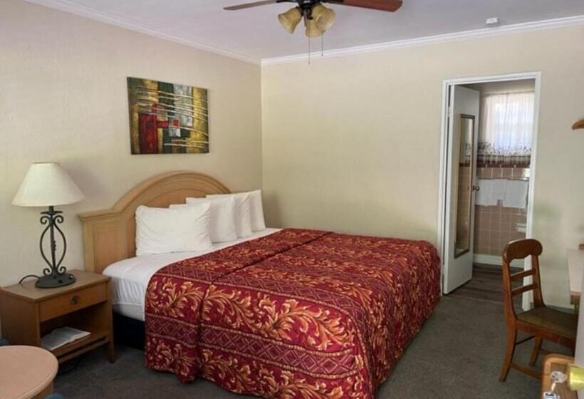 Hotelli Rolling Brook Inn