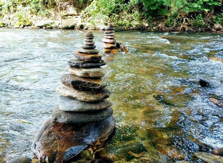 Hotelli Rolling Brook Inn