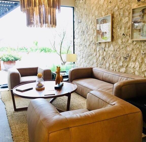 هتل Viñedos San Francisco