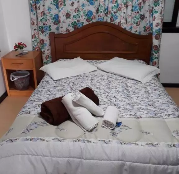 Hostel Scheckinah
