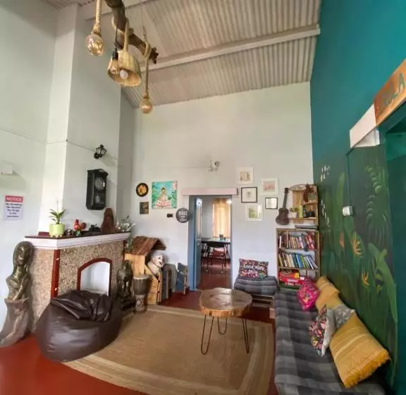 The Birdhouse Backpackers Hostel