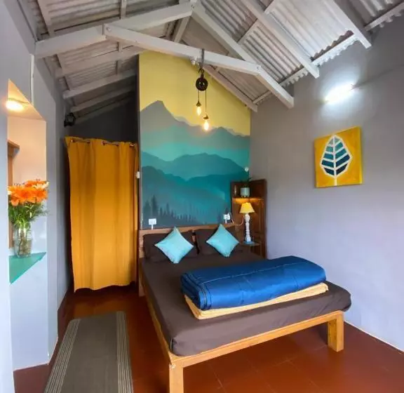 The Birdhouse Backpackers Hostel