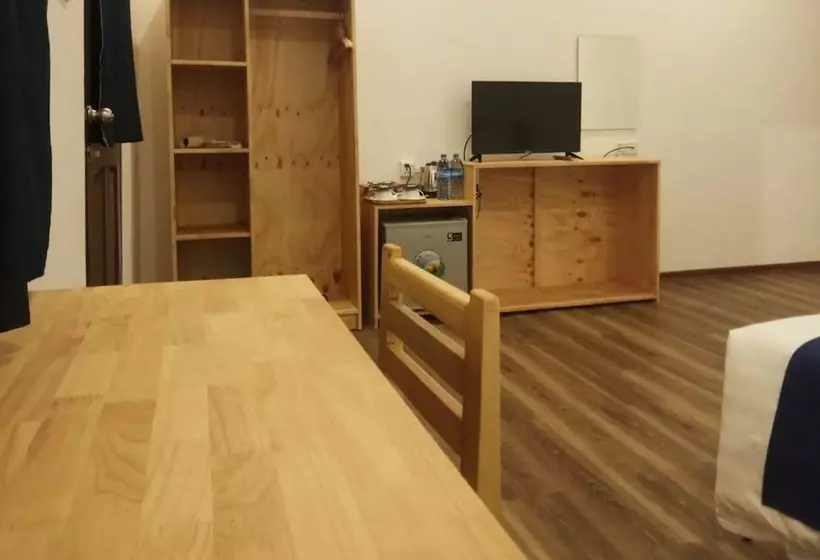 Hinode Hotel ဟိနောဒေ့ဟိုတယ်