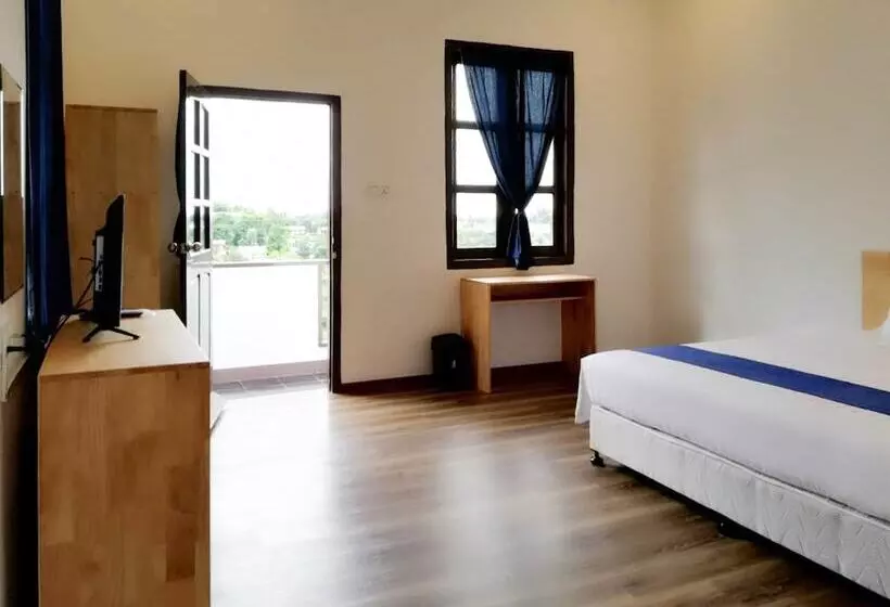 Hinode Hotel ဟိနောဒေ့ဟိုတယ်