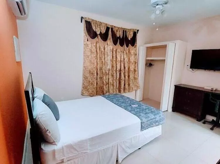 پانسیون The Golden Gate Inn