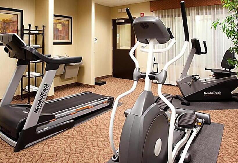 فندق صغير Norwood Inn & Suites Eagan St Paul & Mall Of America