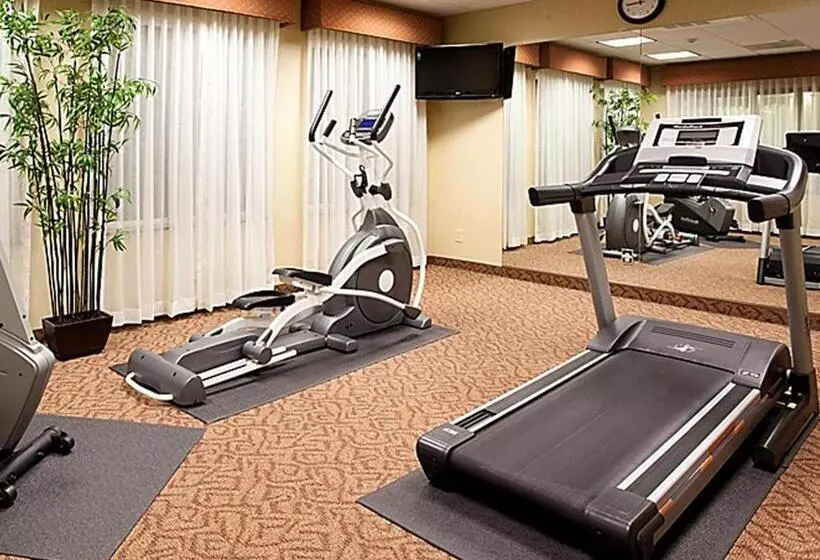 هاستل Norwood Inn & Suites Eagan St Paul & Mall Of America