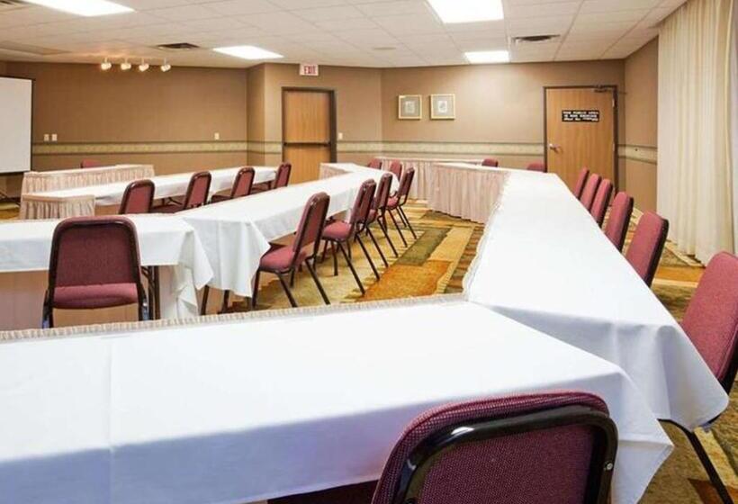 فندق صغير Norwood Inn & Suites Eagan St Paul & Mall Of America