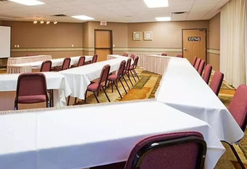 هاستل Norwood Inn & Suites Eagan St Paul & Mall Of America