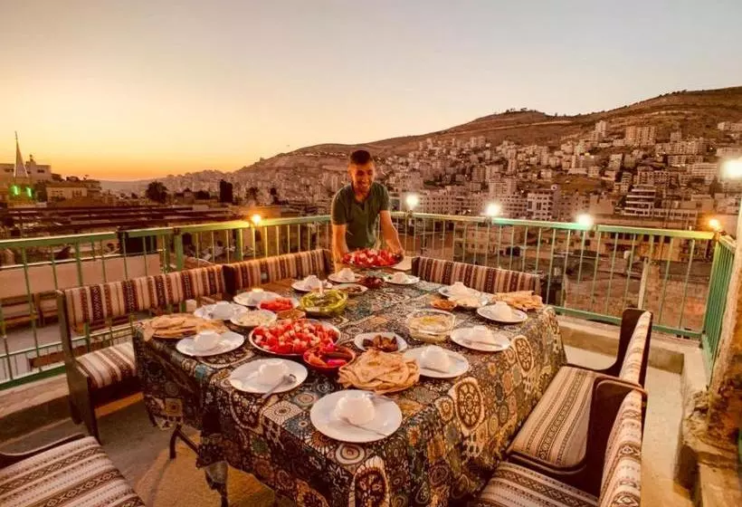 هاستل Turquoise