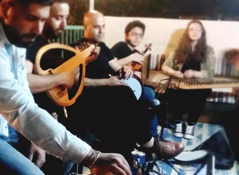 هاستل Turquoise