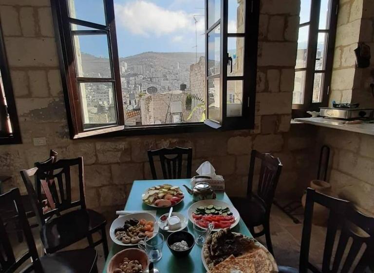 هاستل Turquoise