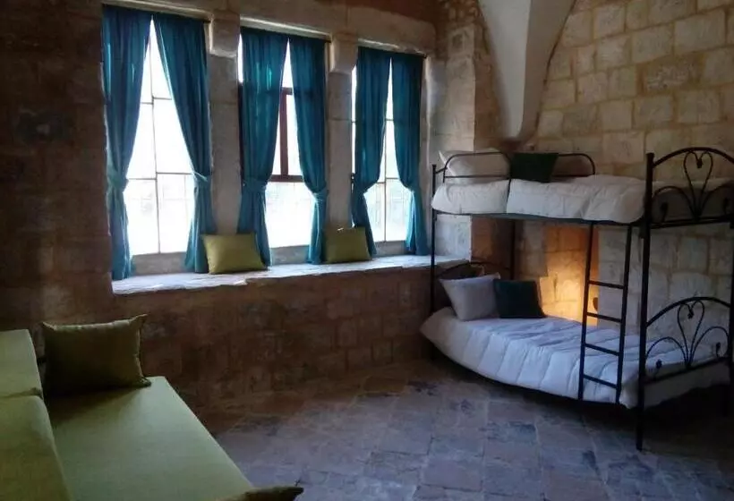 هاستل Turquoise