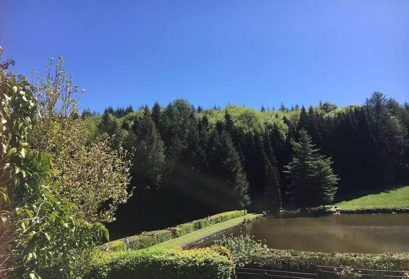 Aamiaismajoitus (B&B) La Vieille Maison D'aurin