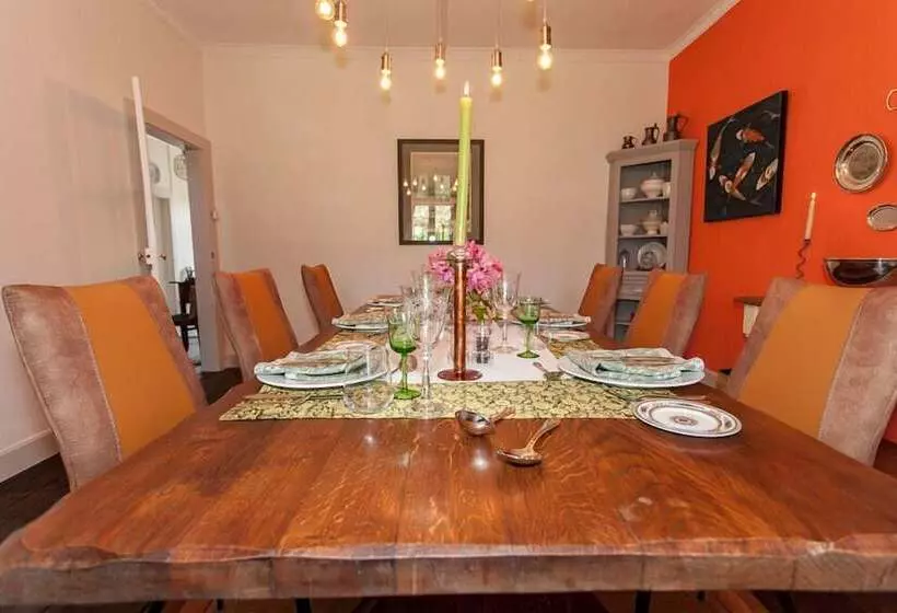 Aamiaismajoitus (B&B) La Vieille Maison D'aurin