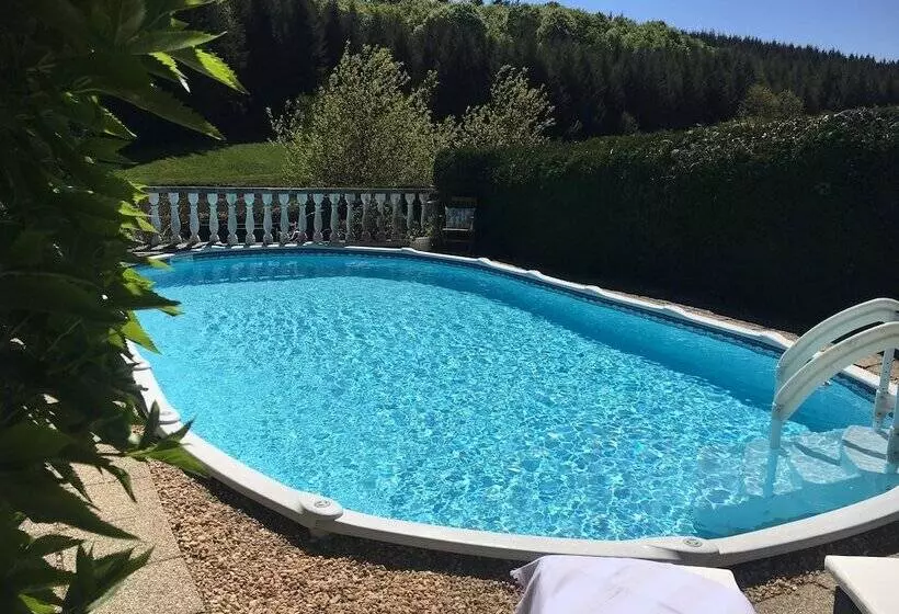 Aamiaismajoitus (B&B) La Vieille Maison D'aurin