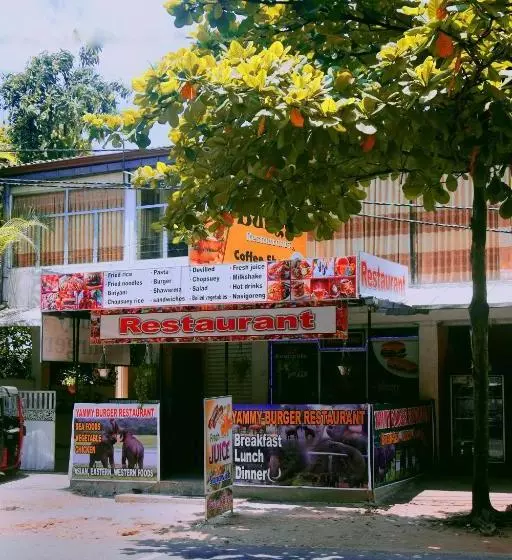 Retkeilymaja Villa Pinnawala