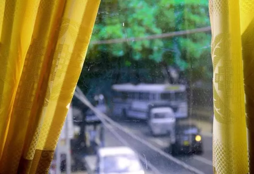 Retkeilymaja Villa Pinnawala