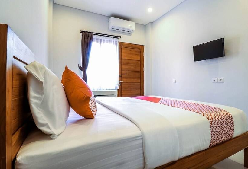 Отель Oyo 1200 Kencana Residence