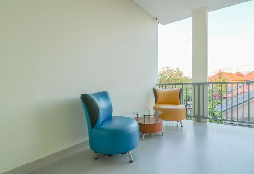 Отель Oyo 1200 Kencana Residence