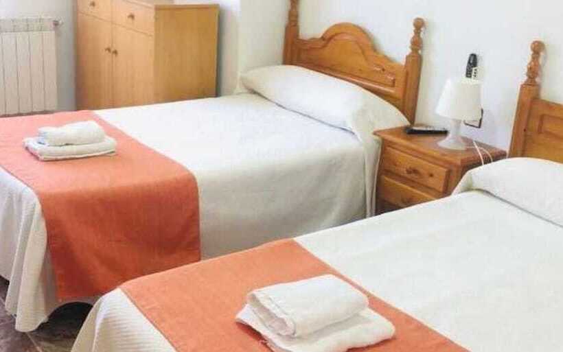 פנסיון Hostal Restaurante Taibilla