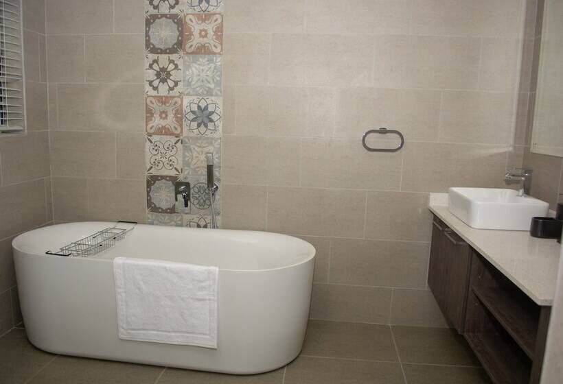 پانسیون Clifton Corner Guest House