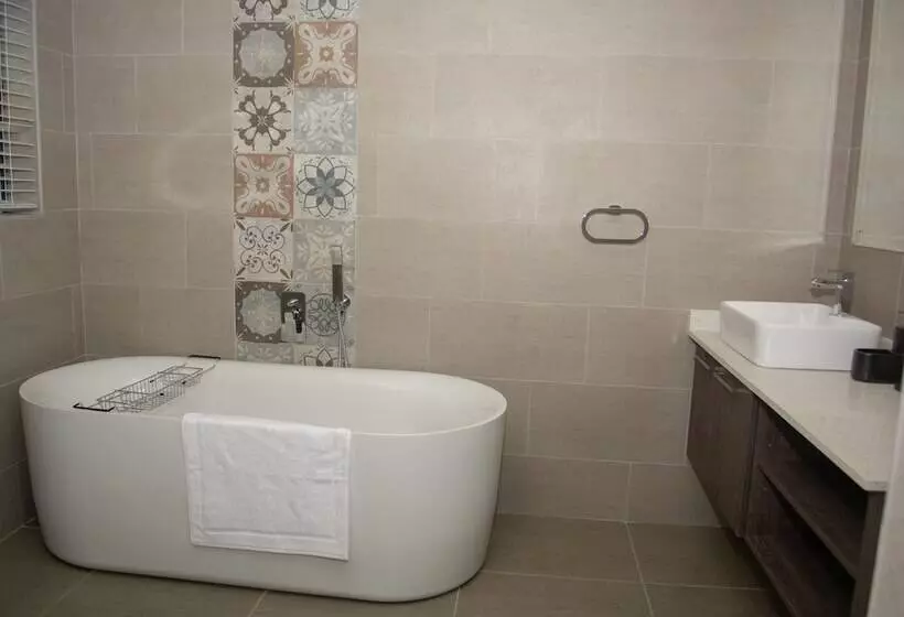 ペンション Clifton Corner Guest House