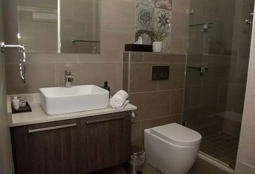 ペンション Clifton Corner Guest House