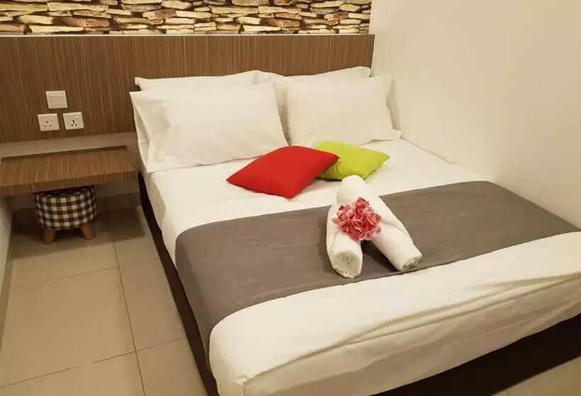 ペンション Tas 96 Inn