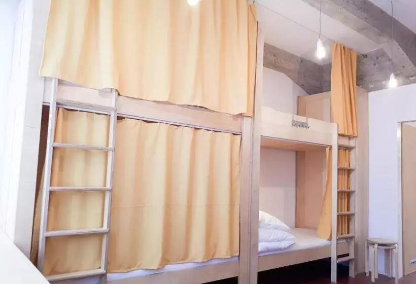 ユースホステル Cmyk ústí Nad Labem