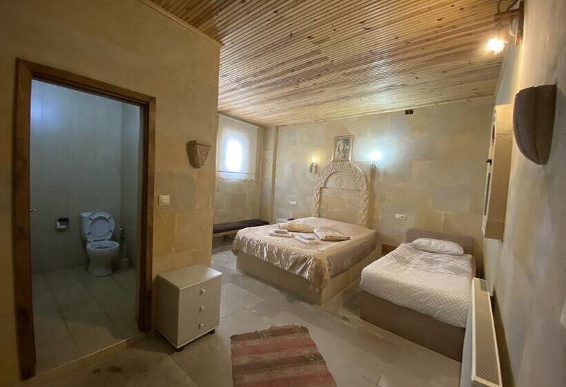 فندق صغير S Crazy Horse