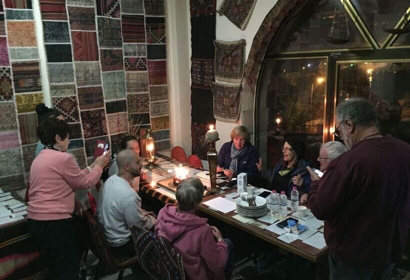 فندق صغير S Crazy Horse