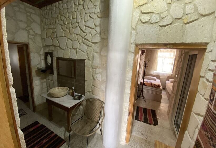 فندق صغير S Crazy Horse