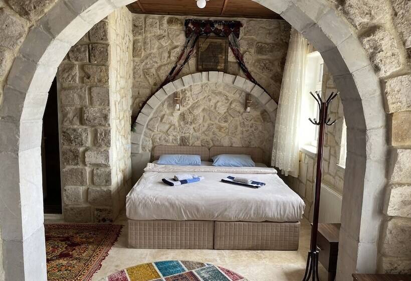 فندق صغير S Crazy Horse