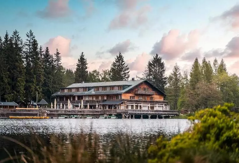 ホテル Und Restaurant Am Fichtelsee