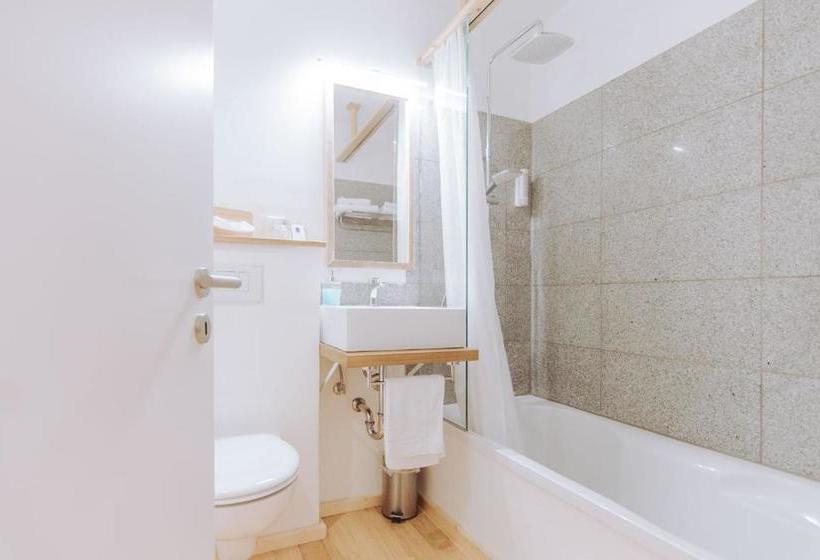 فندق Und Restaurant Am Fichtelsee