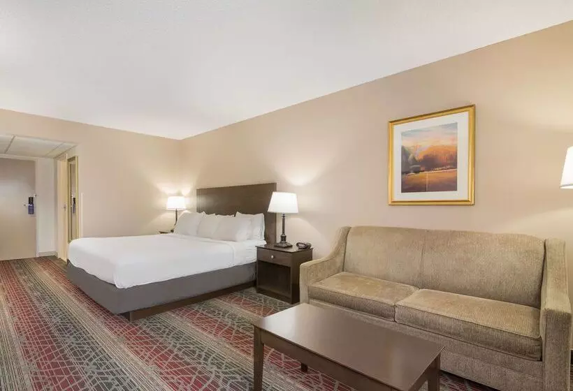 هتل Best Western Saranac Lake