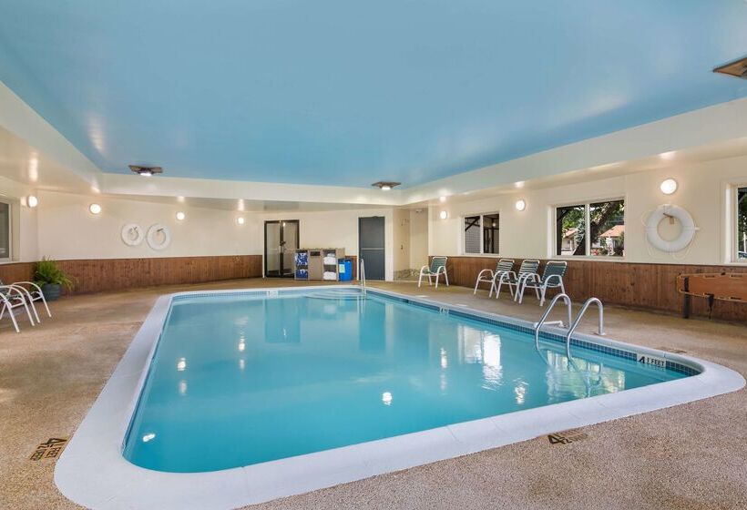 בית מלון כפרי Best Western Saranac Lake