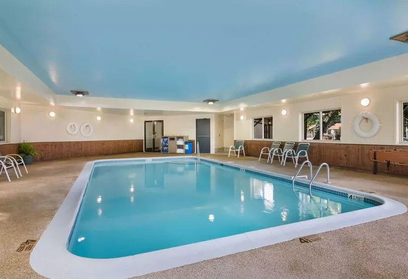 هتل Best Western Saranac Lake