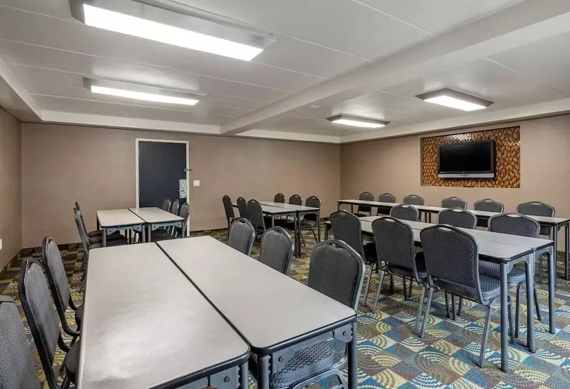 호텔 Comfort Inn Northeast