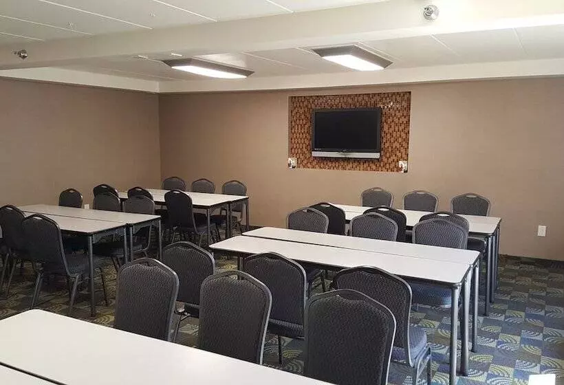 호텔 Comfort Inn Northeast