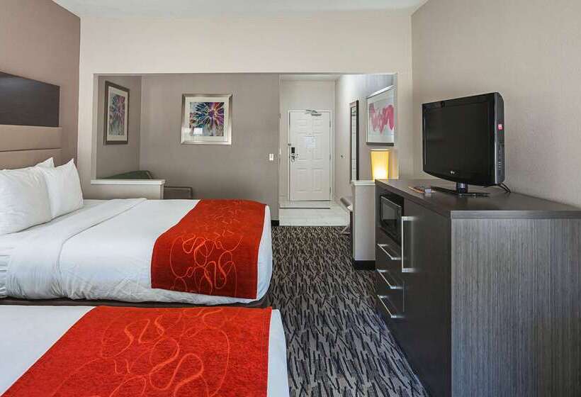 Отель Comfort Suites Lewisville
