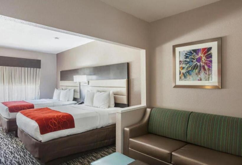 Отель Comfort Suites Lewisville