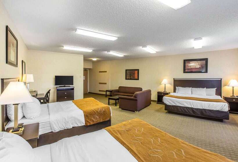 Отель Comfort Suites Summit County