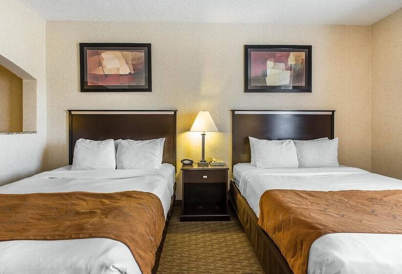 Отель Comfort Suites Summit County