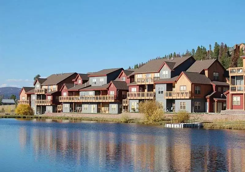 ホテル Copperbottom Inn